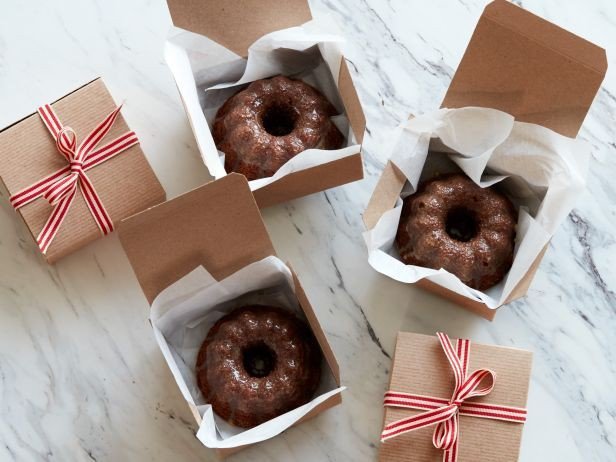 monochorms's tweet photo. ㅤ

[ 📦 ] Sebuah paket sampai di kediamanmu.

Keterangan isi:
2 bingkisan snack
1 cake in jar
1 box mini cake
1 surat

ㅤ https://t.co/1FWwejJfzv