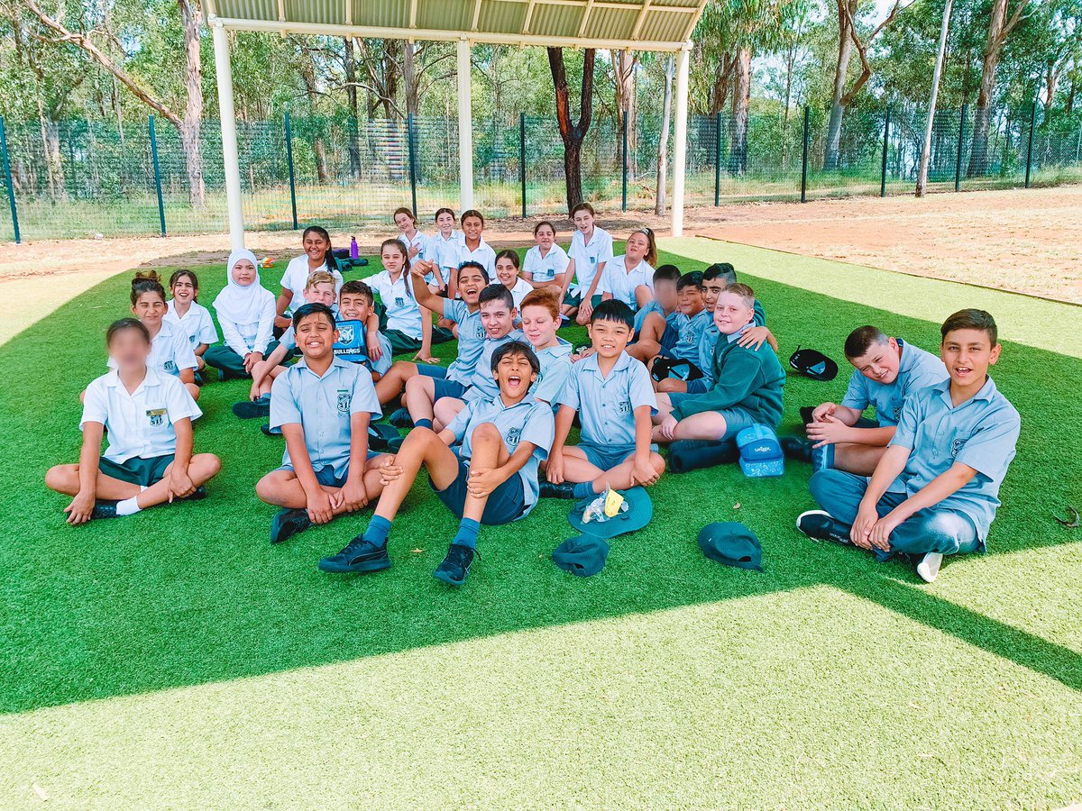 MissGSwift's tweet photo. Meet 6/5S 2021! ☀️ @Sherwood_Grange https://t.co/lKUxv8pZaF