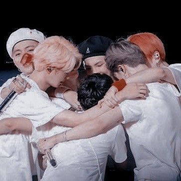 Merey50076853's tweet photo. No matter who won, you are our winers in all this fucking nominations💙
#SetTheNightAlightBTS 
#BTSOurGreatestPrize 
@BTS_twt ❤️❤️❤️❤️ https://t.co/6Oyq75odVS