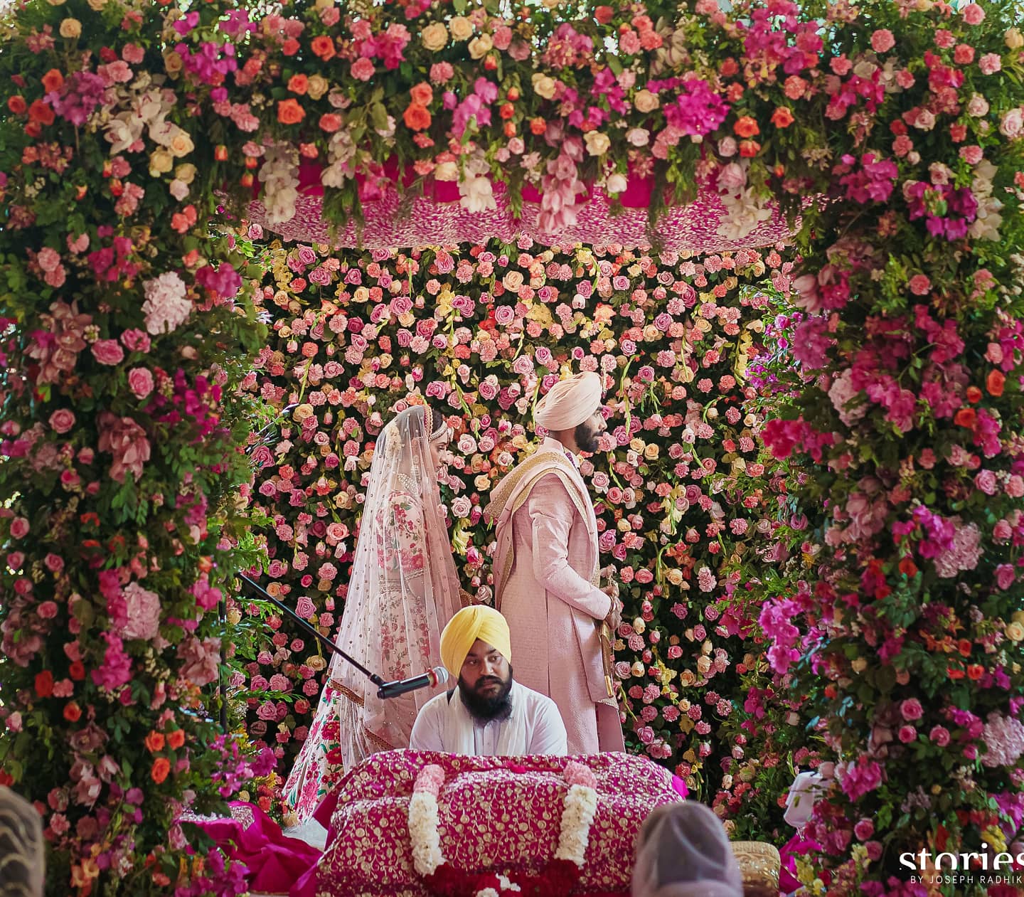 Jasprit Bumrah Marriage: Indian cricketer Jasprit Bumrah tied the knot with the TV presenter Sanjana Ganesan in traditional ceremony.