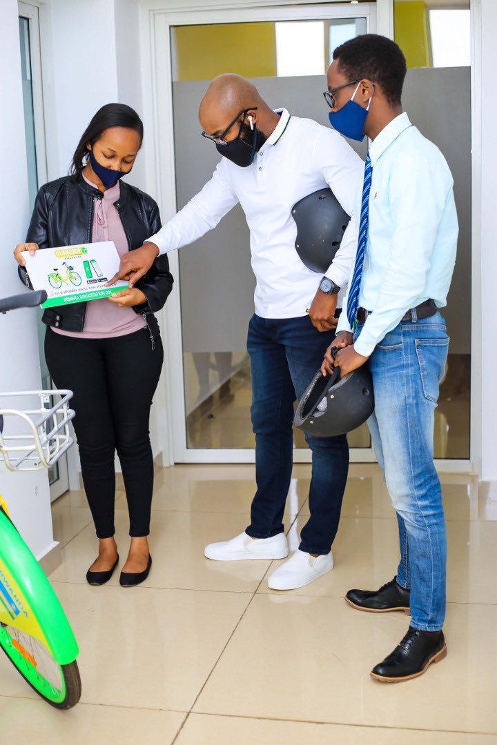 tonybadesina's tweet photo. GURARIDE  Docking Station Design Approval. 

Rwanda 🇷🇼 Nationwide Public Bikeshare loading .........

@guraride_rw 
⚡️🛴⚡️🚲

#gurariderw #bikesharing  #ridesharing #micromobility  #africanentrepreneurs #africa #rwanda  #kigali   #electricmobility https://t.co/xOidlDs2kd