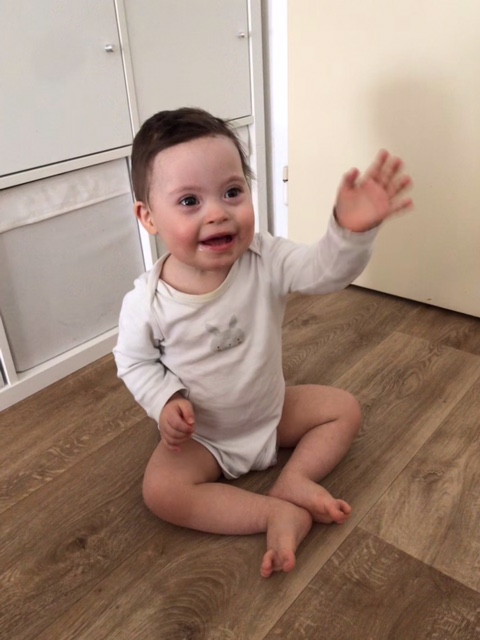 Na našem webu můžete aktuálně podpořit například Tobiáška. Tobíkovi je 1,5 roku, má Downův syndrom a moc by mu v dalším rozvoji pomohla intenzivní fyzioterapie, díky které by mohl dosáhnout na první samostatné krůčky. Pojďme společně přispět. ❤

nasedite.cz/.../intenzivni…