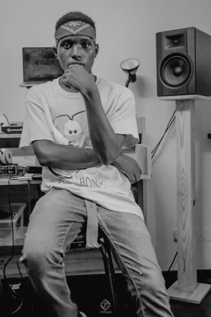 BBevtz's tweet photo. Mr producer,, https://t.co/aKjExUR4Rb
