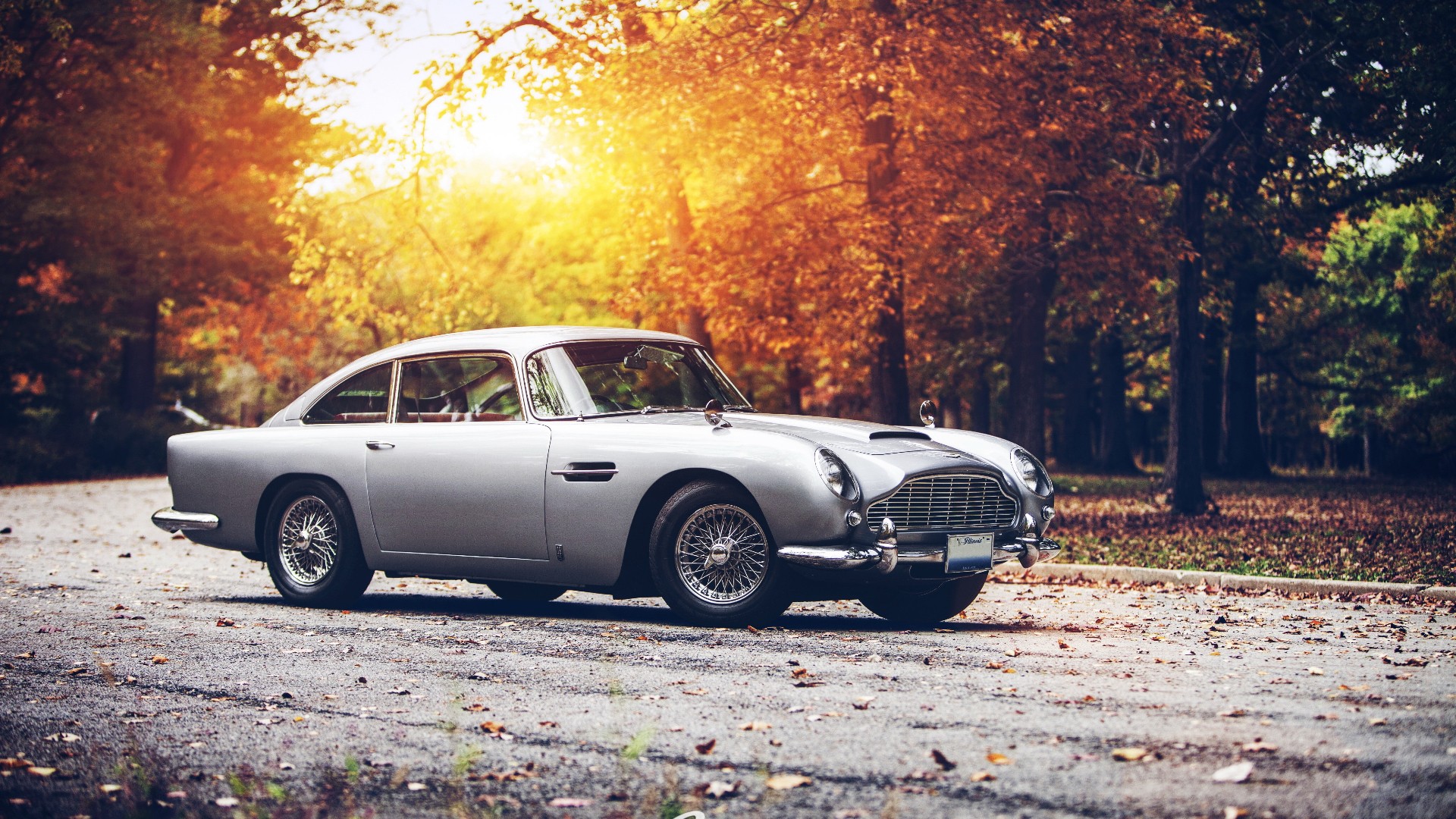 Mayawitch Naisen団 Astonmartin Db5 映画の 007 Skyfall でも登場した名車かと 劇中では蜂の巣にされて破壊されてしまいました 公開延期されている No Time To Die のpvでも出ていましたね Astonmartin Astonmartindb5 アストンマーティン