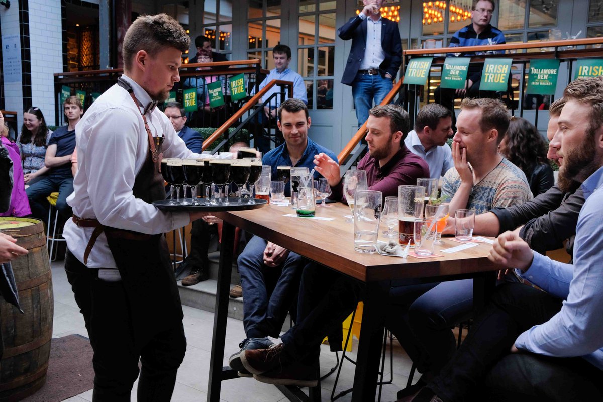 Pubs all over Ireland sending loud and proud message to <a href="/MichealMartinTD/">Micheál Martin</a> <a href="/LeoVaradkar/">Leo Varadkar</a> that we are #NotDisposable