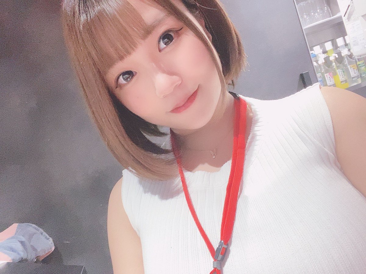 約２年間、素敵な時間を有難うございます。

ファンの方や女優さん方から素敵な言葉をたくさんいただけて嬉しいです☺️
全て目を通しています！

お手紙も遅くなってしまっていてごめんなさい。
いろいろ、落ち着きたいです。