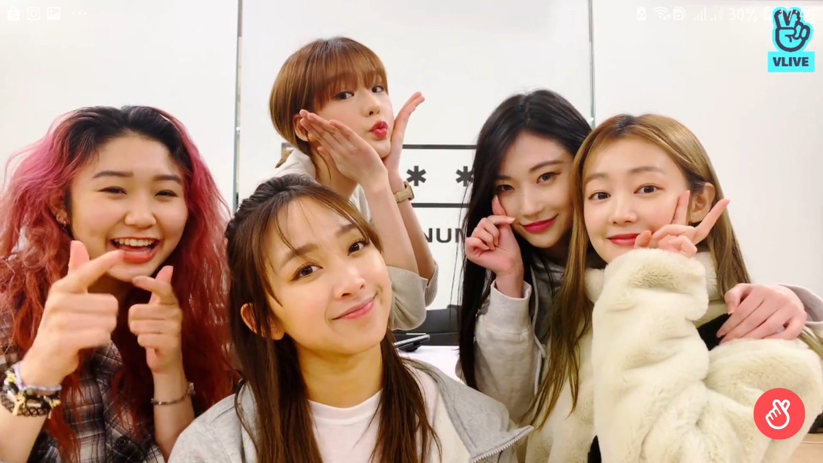 putriade97's tweet photo. We love you @5ecretNumber #SECRET_NUMBER 
#DITA #JINNY #LÈA #DENISE #SOODAM https://t.co/GLvnGTEnDg