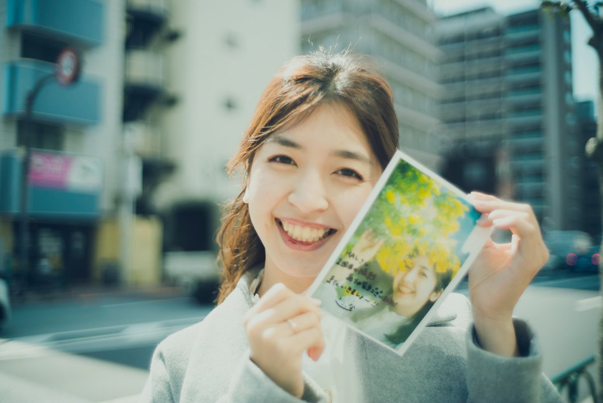 halphotograph_'s tweet photo. 当日撮った写真を即席現像、コンビニのプリンターで出力してサインもらってお開き

MD こなみさん

#ポートレート 
#portrait 
#人像攝影
 #kawaii 
#α7siii 
#noktonclassic35mm 
#voigtlander 
#オールドレンズ 
#oldlens 
#classiclens
#清澄白河 
#清洲橋 
#printsmash https://t.co/G3arOossnm