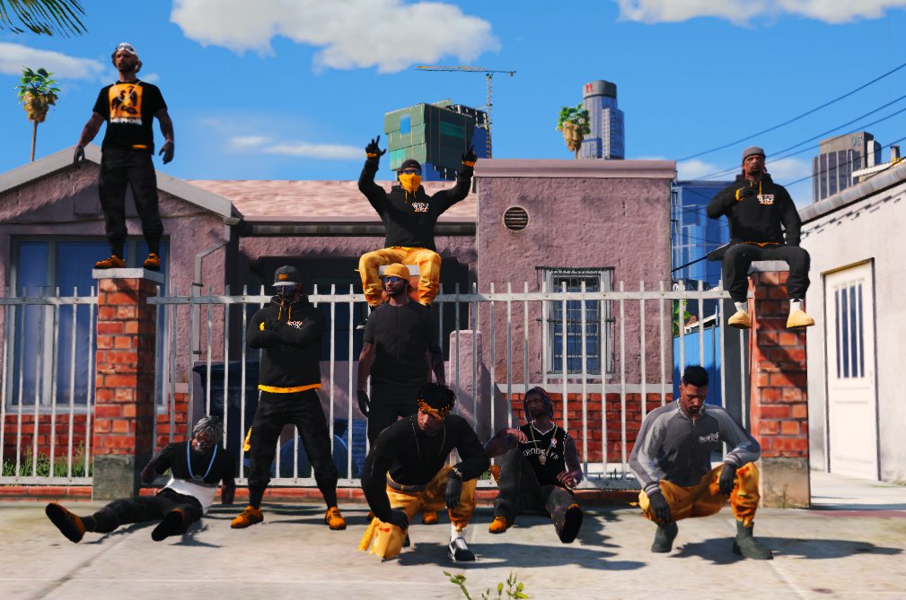 zeLKoandBenz tweet media