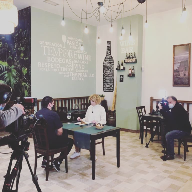 AitanaMuoz's tweet photo. Combinamos #Goya #vino #ornitología #visita por las #huellasdelaguerra y obtenemos un maravilloso recorrido en @UnViajeATV por #Campodebelchite.
➡️Jueves 18 marzo
➡️22.30 h en @aragontv https://t.co/k2MvjViANR