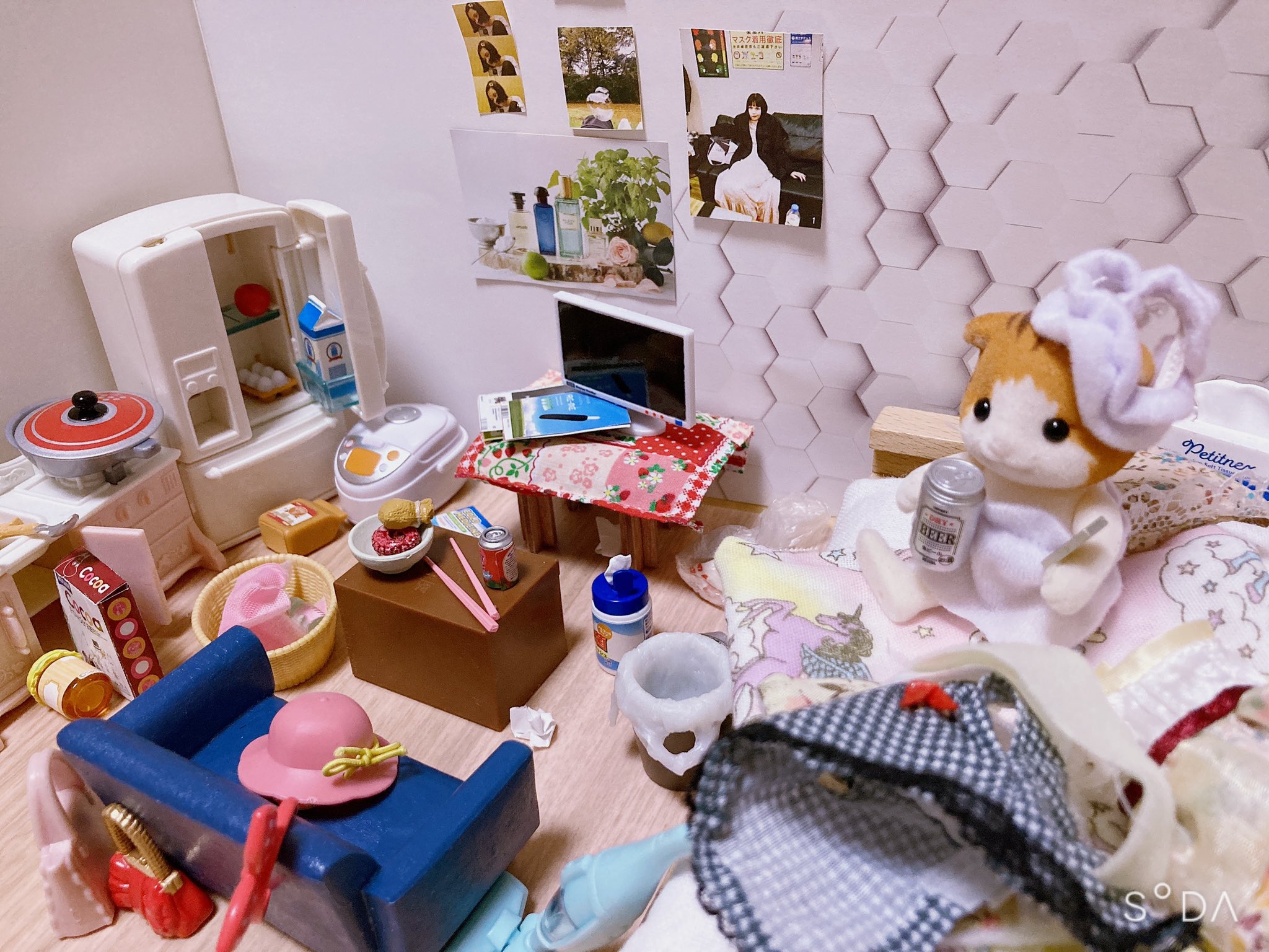 シル婆 大体の女が心当たりのある一人暮らしの部屋を作りました シルバニアファミリー 大人のシルバニア クズバニアファミリー T Co 03erohtjks Twitter