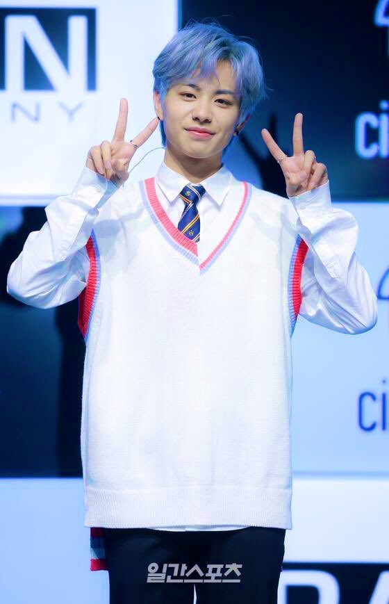 ciipher_15's tweet image. Proud of my YGTB boys🥺❤️ Fighting!✨

@RAIN_Ciipher  #Ciipher #CIIPHER_DEBUT