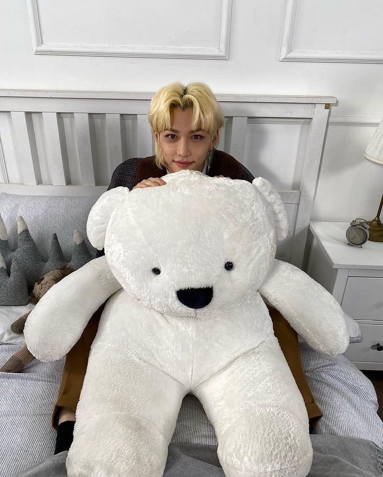 hourlysvtskz's tweet photo. #FELIX #필릭스 https://t.co/wj4a2cXUSa