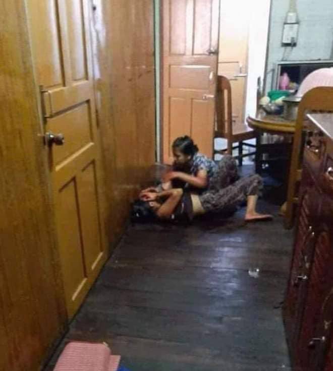 BG_ICEICE's tweet photo. tw // sensitive content // blood 
The girl who was standing on the balcony of her home was shot with a real bullet by Junta. We are not safe even in our own homes.
BLOODTHIRSTY JUNTA
#WhatsHappeningInMyanmar
#Mar15Coup https://t.co/2OPIrNTE6J