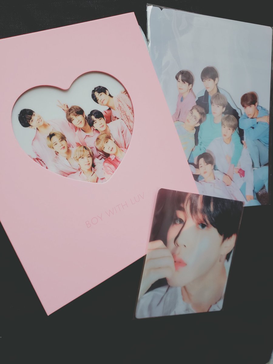 yukko3ks's tweet photo. @eliee_J 님
@Jimin_1013_jp 様

先日、受けとりました✨
本当にステキなバインダーで、本当に嬉しいです‼️このクオリティーに感動🥺
大変な時期にありがとうございます✨大切します🎶 https://t.co/m8GgcpmvJR