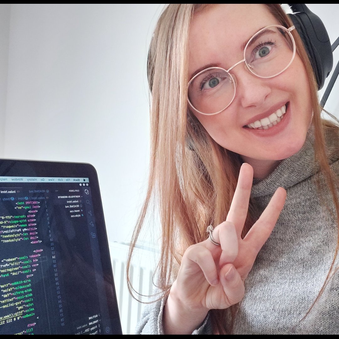 hellobexnewton's tweet image. Agggghhhhh first day at Northcoders! Send this #CodeNewbie some positive vibes #womenincode