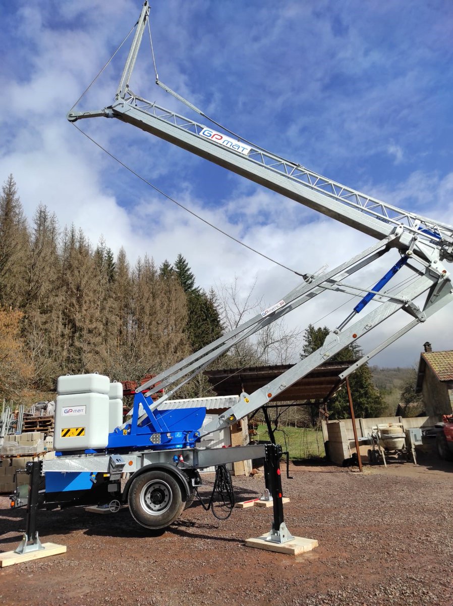 GPmatinter's tweet image. Livraison d&apos;une  🏗 GP MATIC 20 FAST en Haute-Saône
➡Ent LUDO MATERIEL
✅Merci à Bruno pour ces photos📷
🌐gpmat.fr
#grue #cranes #construction #levage #gruedechantier #GMA #grueàmontagerapide #petitegruedechantier  #chantier #gpmatic #gpmatinternational