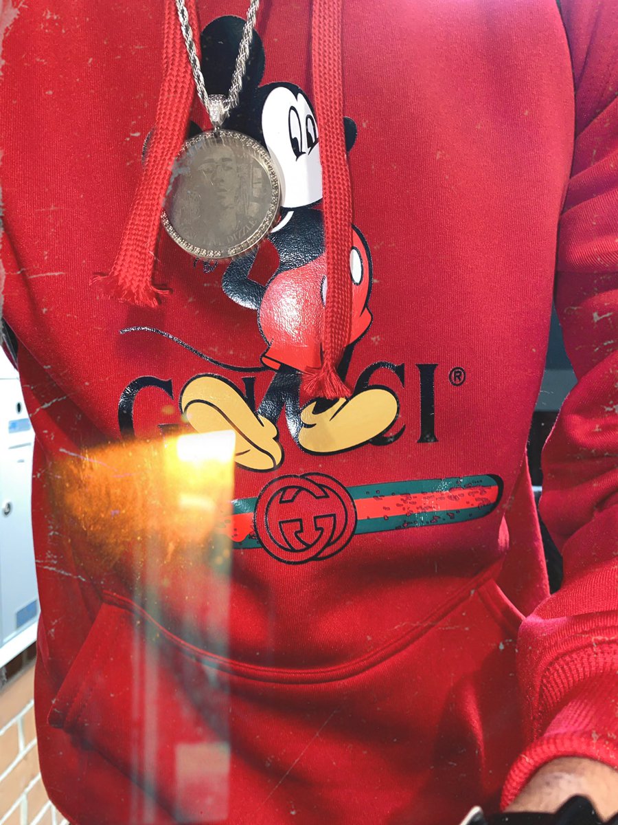 _tdrlorrobert's tweet image. Inna City Got Dem Bows Wit Me 🥦⚖️ So u Kno I Gotta Use the Waze App 🏎🚁 #imlorgrams💚  #BdayWeek☘️ GucciBlessed🇬🇲