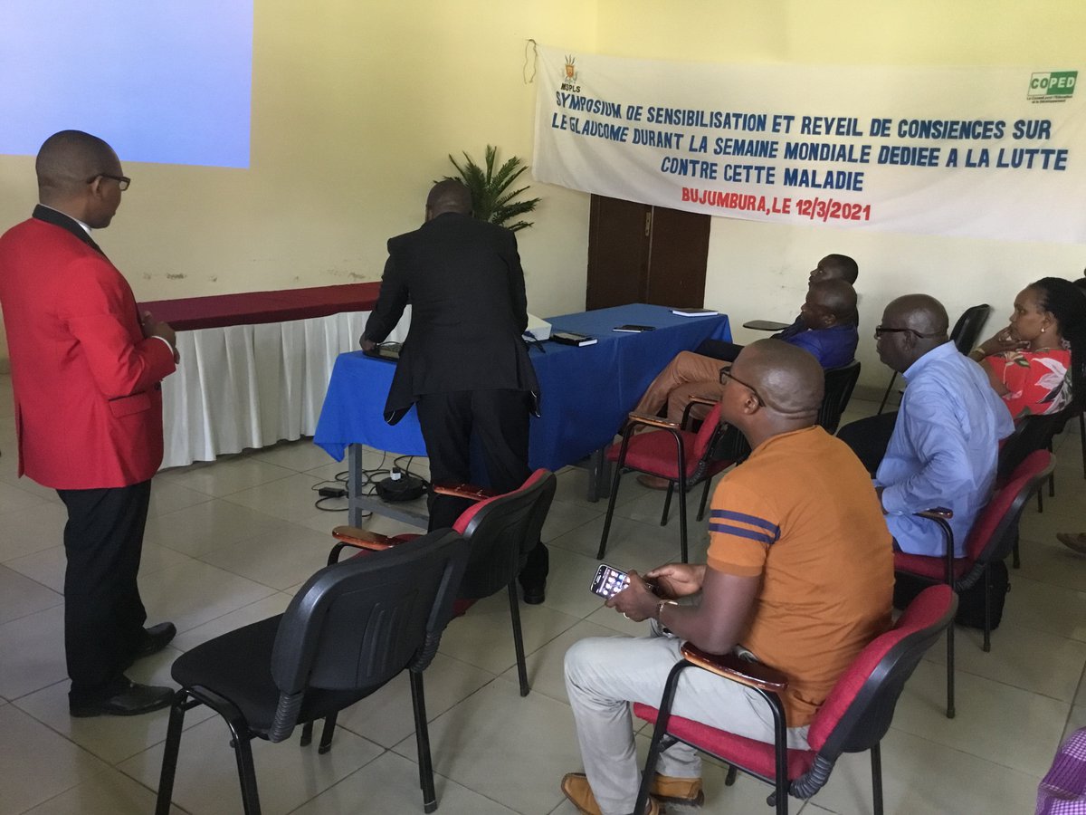 " Le monde est bon, prévenons notre vision."Tel est le thème du symposium sur la sensibilisation et le réveil des consciences de la population burundaise sur le glaucome organisé, le vendredi 12 mars de cette année, par le MSPLS, en partenariat avec le COPED, c’était à l’INSP.