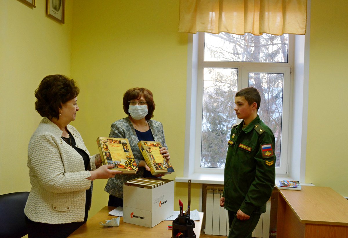 Марина Дмитриева встретилась с кадетами 112-й ракетной бригады
ivoblduma.ru/press-tsentr/v…