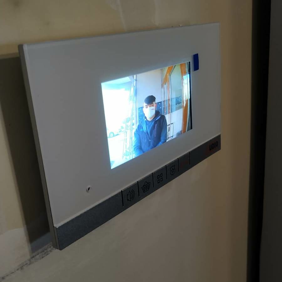 diyafoncu's tweet photo. Çankaya'da Konuralp Apartmanı da https://t.co/Q1LEGMjlxt u tercih etmişlerdir. Hayırlı olsun. #görüntülüdiafon #diafon #ankaradiafon #diyafoncu #diafoncu #akıllıkilit #merter #akıllıkilitankara https://t.co/scwvAQxuZX https://t.co/7Nk3tLHsrE