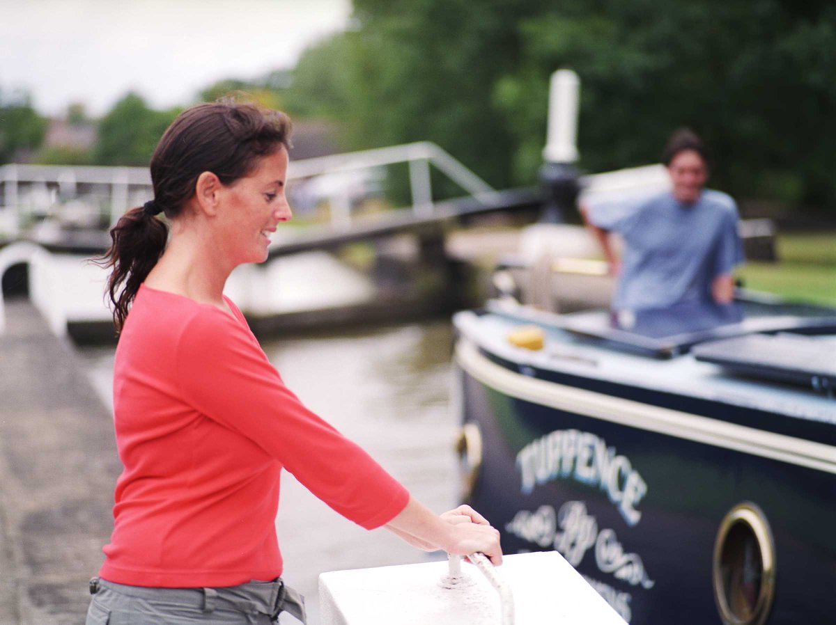 CRTBoating's tweet photo. Worried you might be a bit rusty on how things work when you finally get back to #boating after lockdown? Why not refresh your memory by watching our Boaters' Handbook video online? It'll be 25 minutes of your time well spent. https://t.co/nnwOWX26FB #BoatingKnowHow https://t.co/oBh35U8Pmi