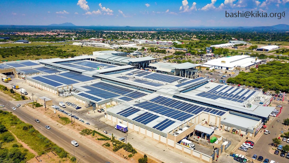 YGCtweets's tweet photo. AIRPORT JUNCTION MALL GOES GREEN
Aerial view of Airport Junction Mall in Gaborone showing their impressive solar installation. This is believed to be one of the 1st malls in Botswana to go green with an innovative renewable energy initiative.
📸: Bashi Kikia
Source: @MmegiOnline https://t.co/kT7DbD3mGc