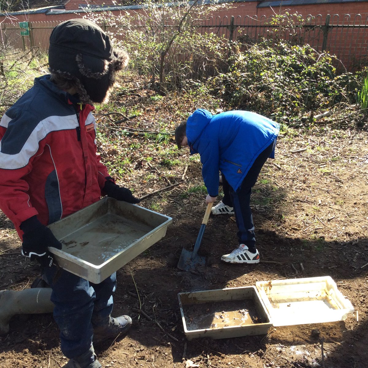 CVJSchool's tweet photo. It’s so nice to be back together again - 4J in Forest School #cvjs https://t.co/Ruc5skdm2t