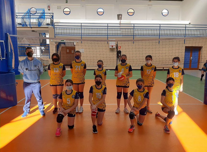 cplicen's tweet photo. Alevines y cadetes volvieron a la competición este fin de semana. #SomosVoleibol #VoleyLicen #LicenSaludable https://t.co/627BkHgdpb