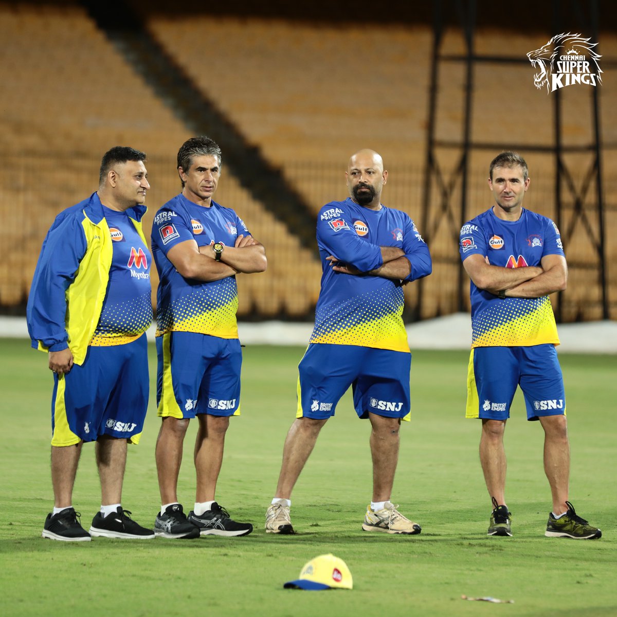 ChennaiIPL's tweet photo. Roar whistles for our super support staff for lending a paw 🐾 when needed the most to keep the lions in top form! #WhistlePodu #Yellove 💛🦁 https://t.co/7XpWgcqDY3