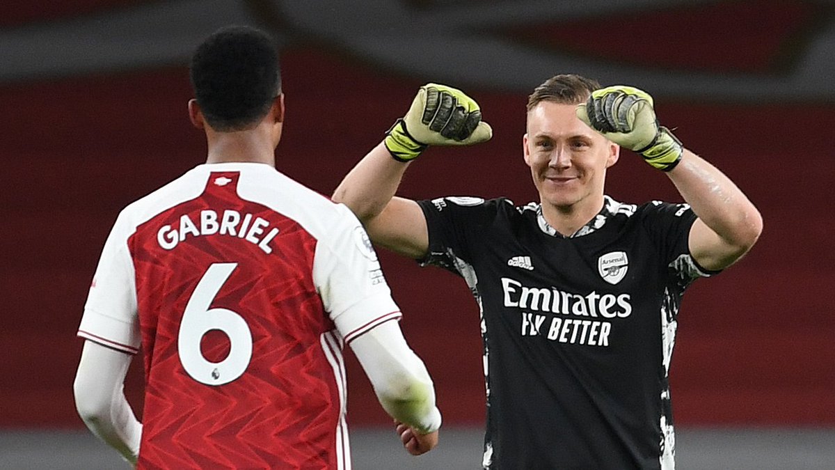 Gabriel and Bernd Leno celebrate at full-time