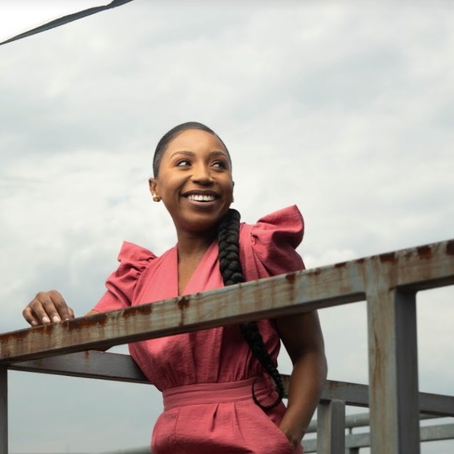 Hello Twitter_It's been a while 🌹