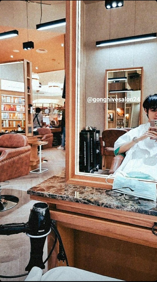 VoyageOfPlan's tweet photo. 📍: 🗣 PLAN 's IG STORY UPDATE

Will have a new hairstyle?🥰.

#PlanRathavit 
#rathavitkijworalak
#คนของแปลน
_✨ https://t.co/y0abOfSi2w