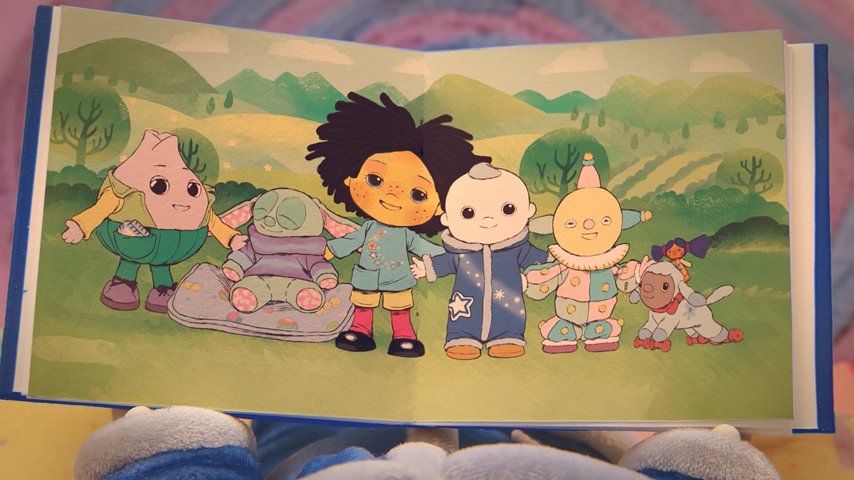 It's always time for a story on BBC iPlayer, with plenty of Moon and Me episodes available to enjoy! 
Why not put your feet up with a cup of tea while your little one drifts into Storyland with the Toy House Friends?
ow.ly/TcWe50DZ9k1