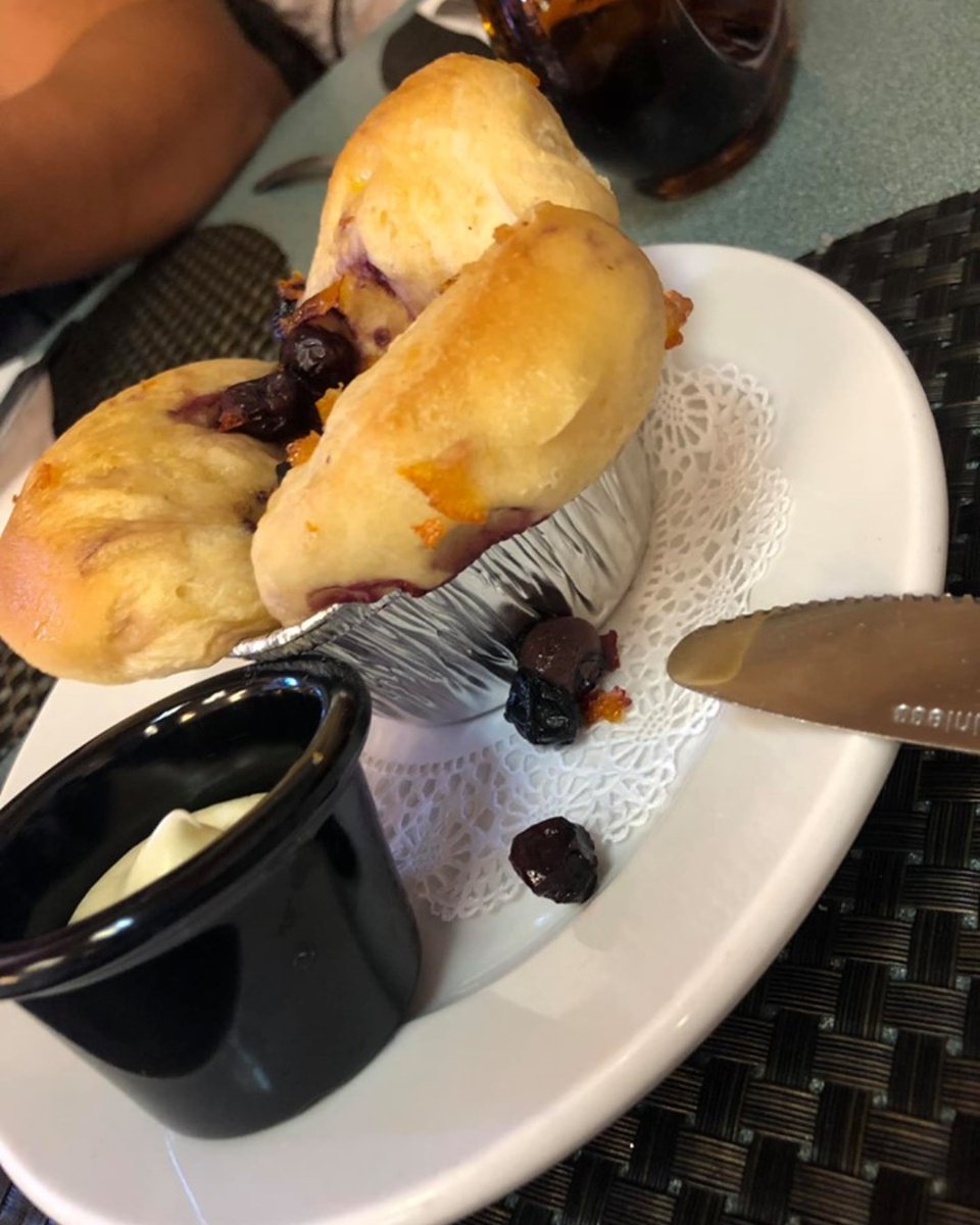 Jamms_LV's tweet image. Don't forget to order our superstar #PotOfBread!
#JammsRestaurant
#BestBreakfast
#BestLunch
jammsrestaurant.com