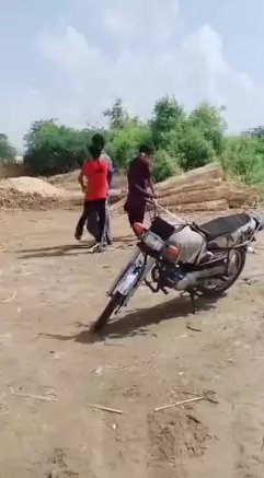 pk_ishaque's tweet image. ishaquepk:#SuperLadyvsMe #summardence #1COMMENT #CricketPawri sck.io/p/90dtkRYY