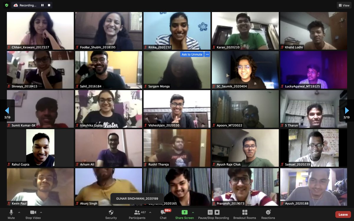 ponguru's tweet photo. 😍 performance by @AnuvJain as part of Cadence'21 500+ students on call 😯😯 #DeanGiri #CulturalCommitteeRocks #IIITDStudentsRock #CreatingMemoriesatIIITD \c @IIITDelhi https://t.co/V63IYMtQgq