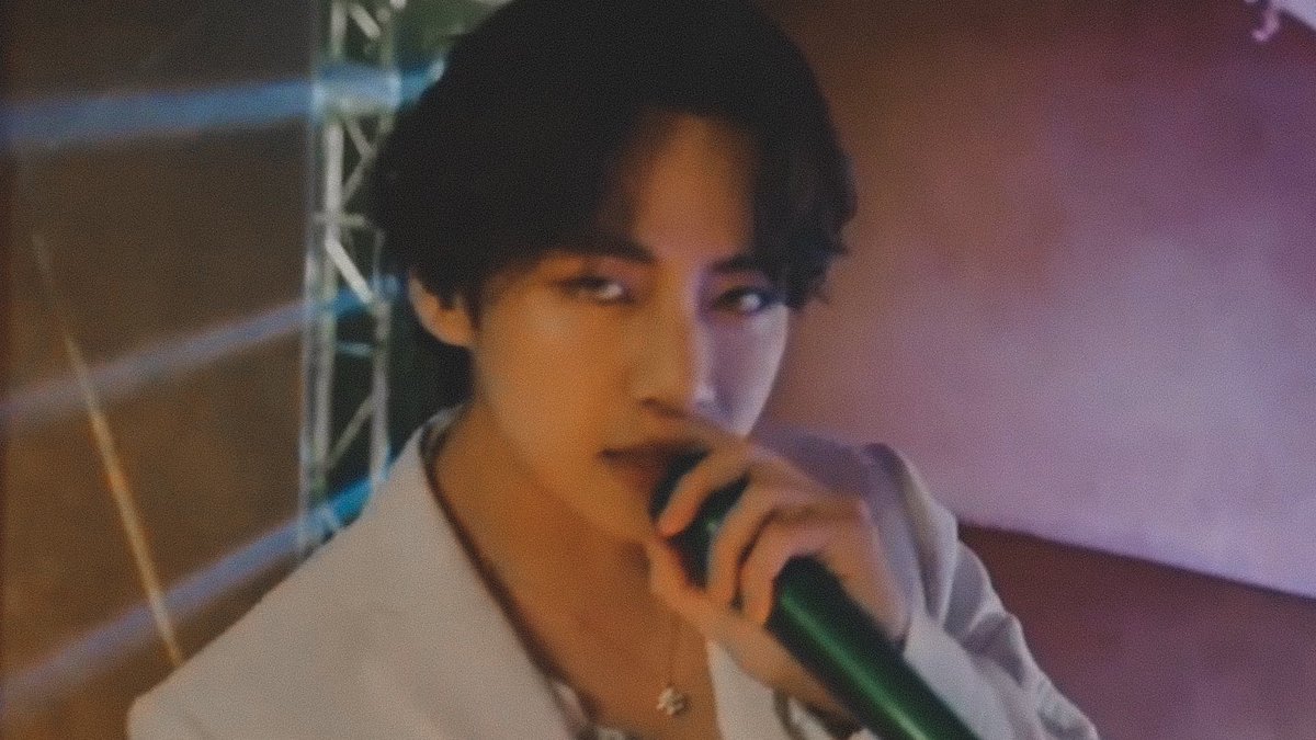 KIM TAEHYUNG EVERYONE