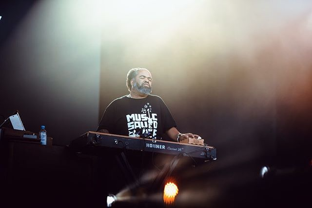 This is the story of how Bela ended up on stage with Snarky Puppy and on their Grammy Award winning album: Live at the Royal Albert Hall (Best Contemporary Instrumental Album)!! 🚀🚀🚀

Read all about it here: blog.bela.io/2021/03/15/sna…

<a href="/kruithoph/">Steven Kruyswijk</a> <a href="/RealSnarkyPuppy/">Snarky Puppy</a> <a href="/MoogBoogieMan/">Bobby Sparks</a>