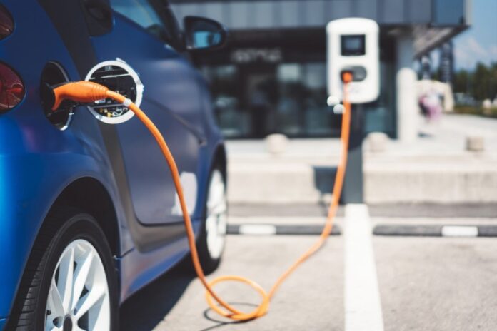 ClarkeEVUK's tweet photo. The North West could have up to a million electric cars and vans on its roads by the end of the decade!
https://t.co/CG7sMiMbfC
#evcharging #northwest #electricvehicles #Manchester #ev #clarkeev https://t.co/5tAn9Acs1G