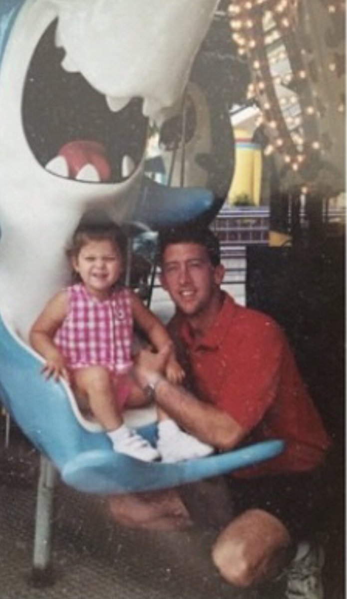 SteveBuck43's tweet photo. Happy Birthday @BUCK_it_up 
Have a great day!  So proud of you!
Love you bunches!
❤️🎂🎉🎈🎉🎂❤️ https://t.co/pj0Oj8sRxm