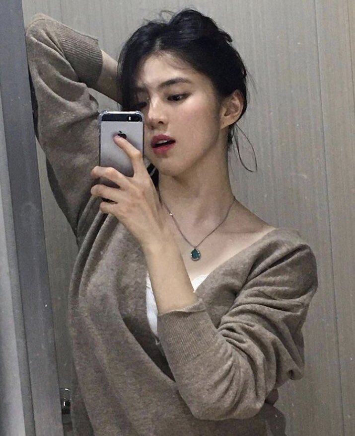 𝐑adief hadid. tweet media