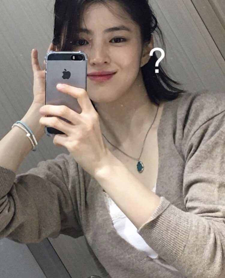 𝐑adief hadid. tweet media