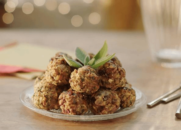 BBnHealth's tweet photo. Falafels; tasty chickpea balls and traditional middle eastern herb goodness. Recipe of Falafel in the link below 👇
https://t.co/puw0v33kqj

#falafel #hummus #vegan #food #shawarma #foodie #foodporn #vegetarian #instafood  #mediterraneanfood #yummy #foodphotography #lebanesefood https://t.co/9pnF8AohDl