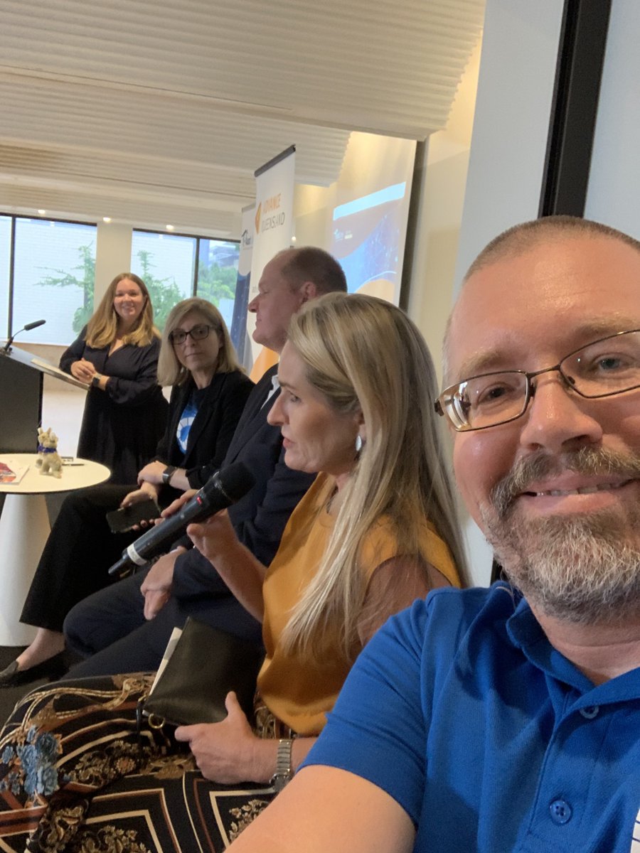 eastsidemccarty's tweet photo. Not so sneaky selfie with @Mich11775 and @LouPartridge 
#ozcyber #gameon @AustCyber https://t.co/k1s3IK2yeU