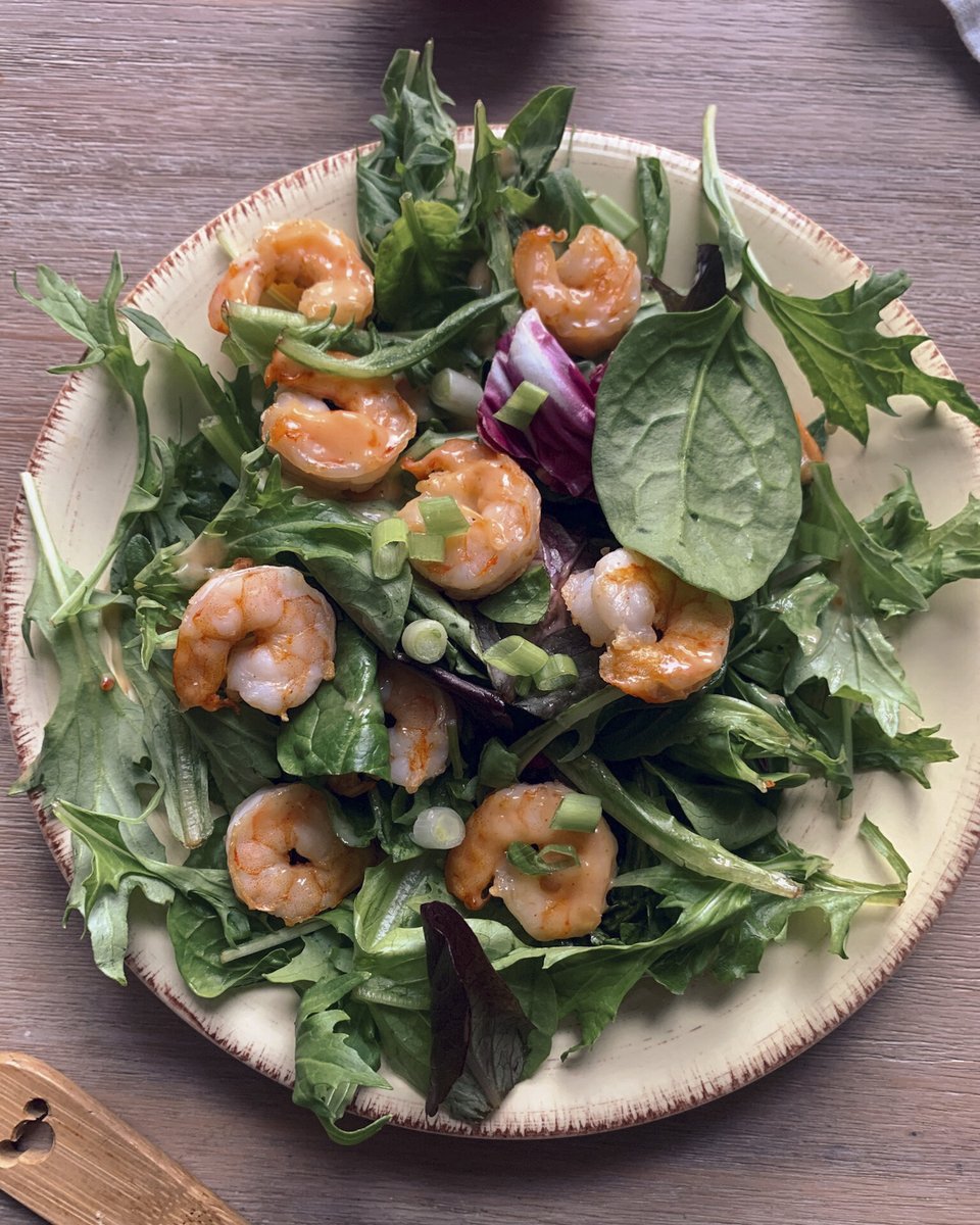 🥣#Recipe: 10 Minute Spinach Salad With Spicy Shrimp by Tori (TablespoonForOne) - cutoutandkeep.net/projects/10-mi…

#cook #recipe #recipes #cooking #freerecipe #food #yum #delicious #dinner #diydinner #dinnerideas #mealideas #salad #saladrecipe #shrimp #shrimprecipe