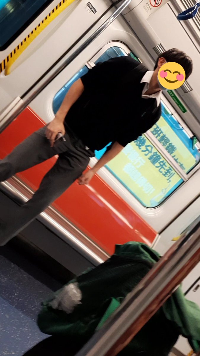 YamaxB's tweet photo. 好鐘意尼type既學生😘 https://t.co/VcAuLCUbX5