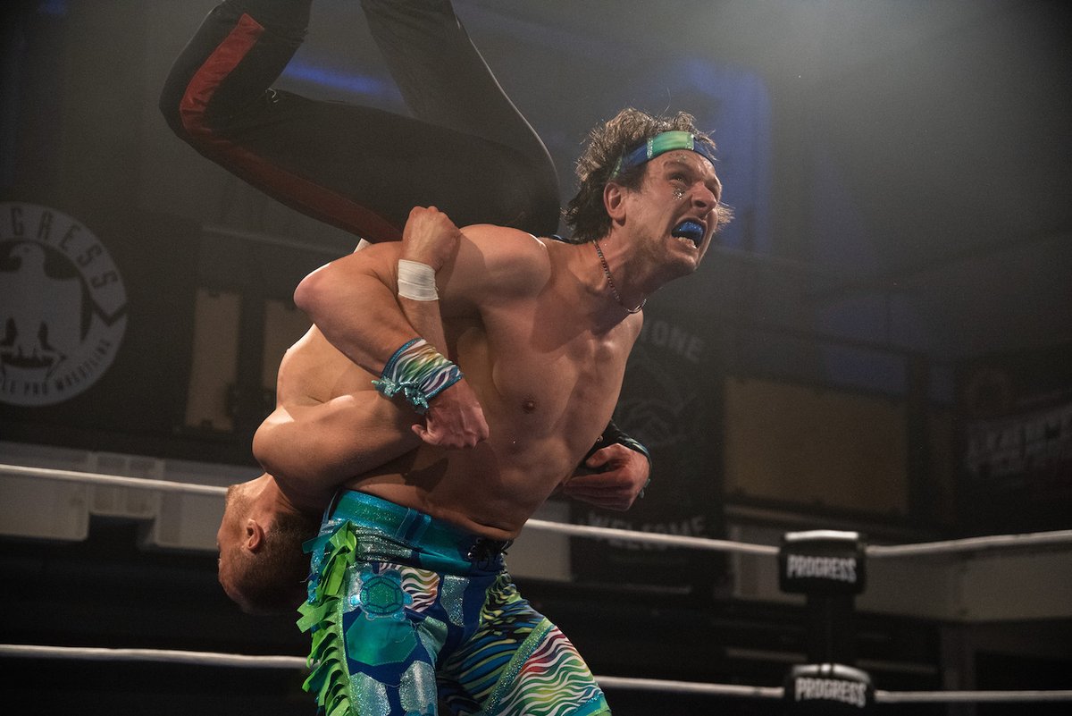 ThisIs_Progress's tweet photo. DON'T forget to check out #Chapter106 on either WWE Network or https://t.co/2f6lbFX4pY, if you haven't yet!
📸@theheaddrop https://t.co/GIRucakdnQ
