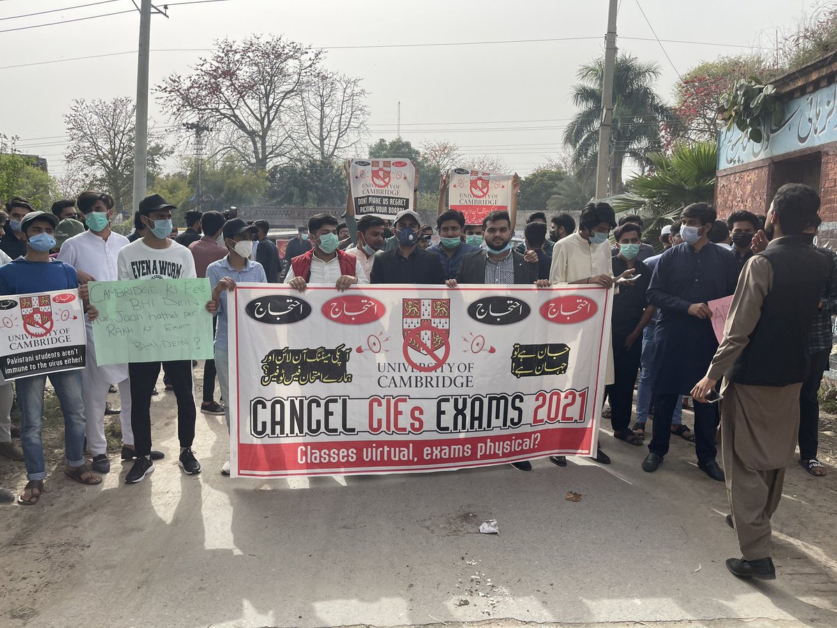 hassan_dablew's tweet photo. #cancelcieexams2021 #ShafqatMahmood #shaqatmehmood #cambridgeinternational #GujratProtest https://t.co/XREjwQSNvB