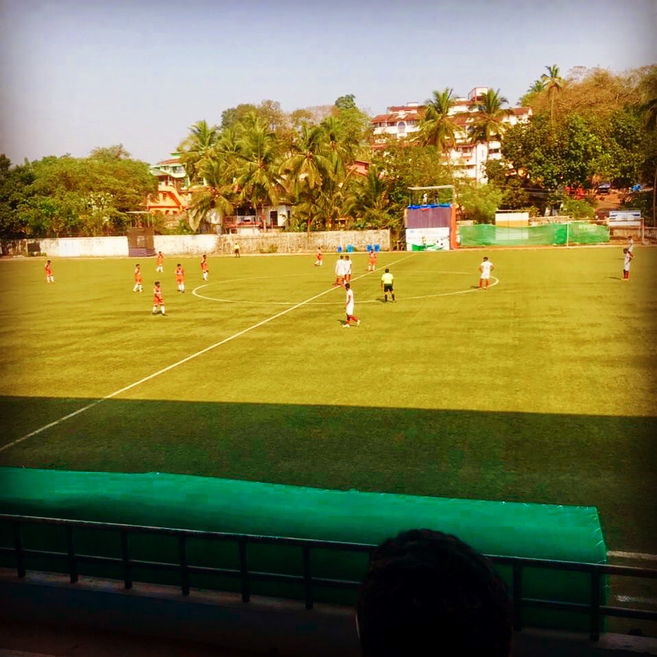 Supporting Our Future 💪 with @ravi_804 and technical staff Matchday: Dev Team @fcgoaofficial vs Youth Club of Manora #FCGoa #WeDoUzzo #VamosGoa #ForcaGoa